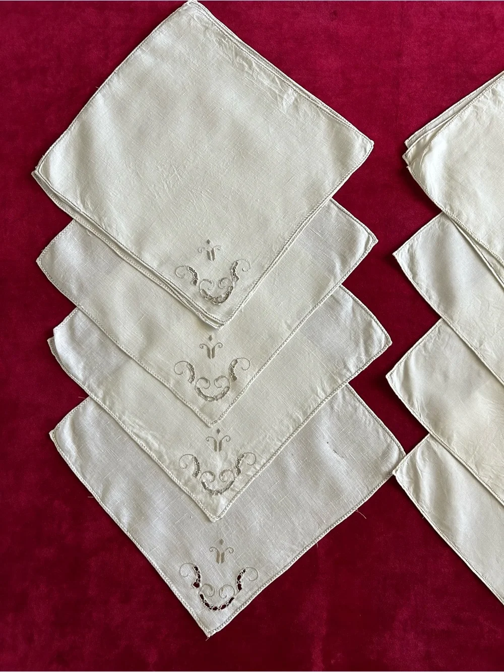 VTG Handmade Tablecloth 68